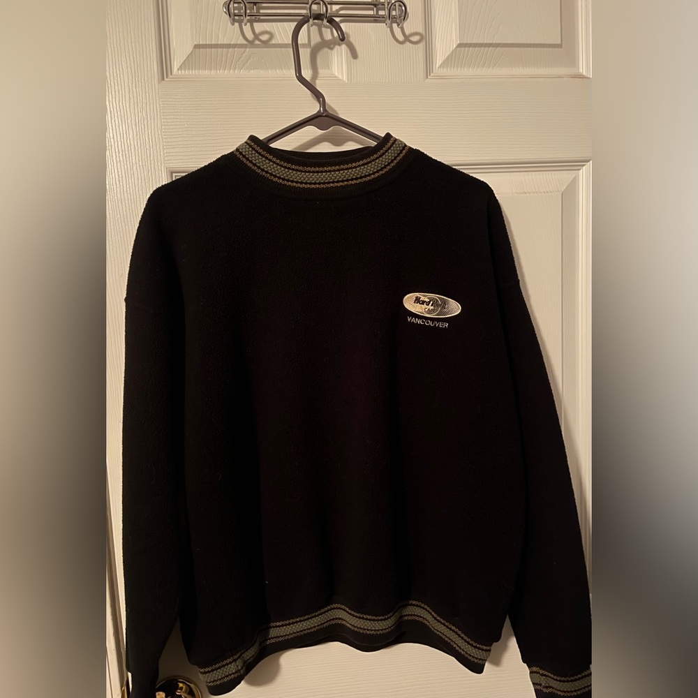 Unisex Vintage Hard Rock Cafe Vancouver Crewneck Sweater